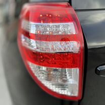 Toyota RAV4 2.0 CVT, 2011, 3 000 км, с пробегом, цена 1 750 000 руб.