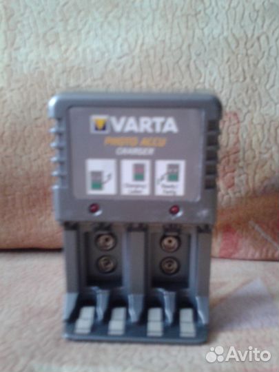 Зарядное устройсво