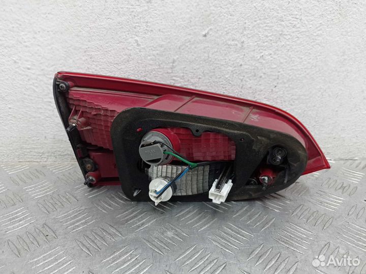 Фонарь крышки правый Hyundai Santa Fe 3 924064Z0