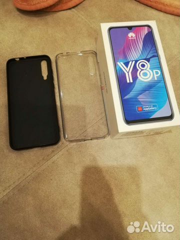 Бампер на телефон