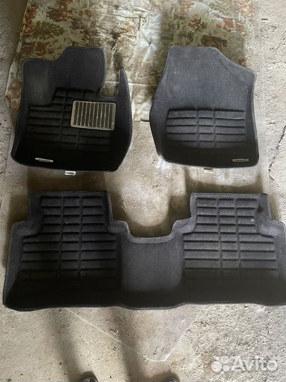 Автомобильные коврики текстильные На Сантафе 3