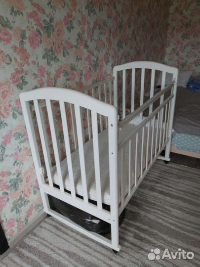 Детская кроватка