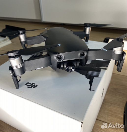 Квадрокоптер Mavic Air - DJI