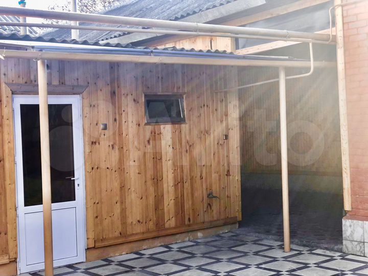 Дом 140 м² на участке 5 сот.