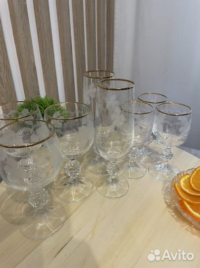 Бокалы для вина и шампанского