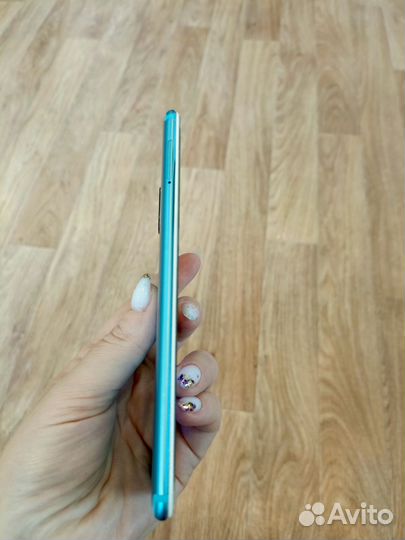 Xiaomi Mi A2, 4/64 ГБ