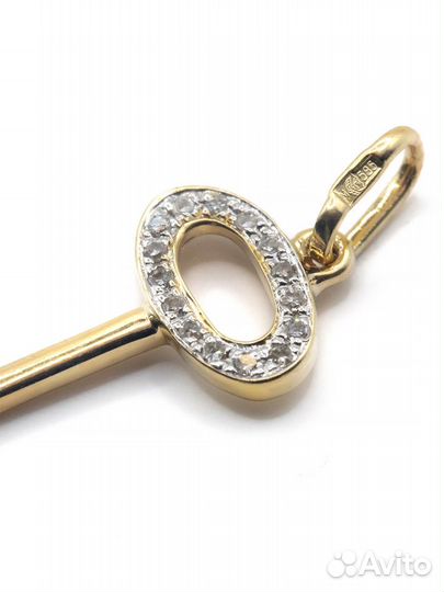 Кулон «Ключик» из жёлтого золота с бриллиантами