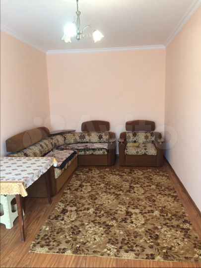 2-к. квартира, 70 м², 2/2 эт.