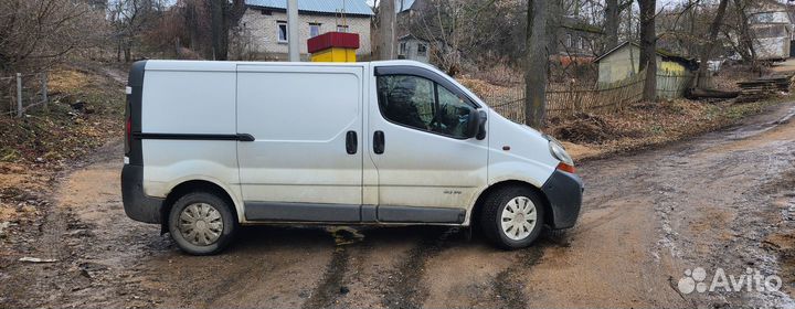 Renault Trafic 1.9 МТ, 2004, 240 000 км