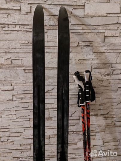 Беговые лыжи