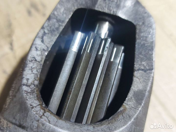 Стартер nissan maxima а32 2,0 АКПП