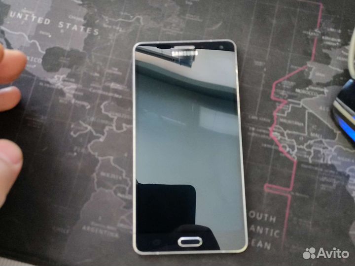 Телефон Samsung galaxy a7