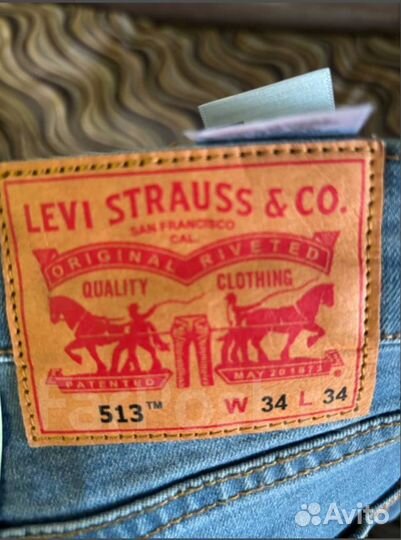 Мужские джинсы Levis. Модель 513 slim Straight