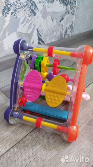 Развивающие игрушки