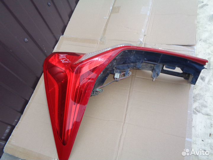 Mitsubishi pajero sport 3 Фонарь задний левый