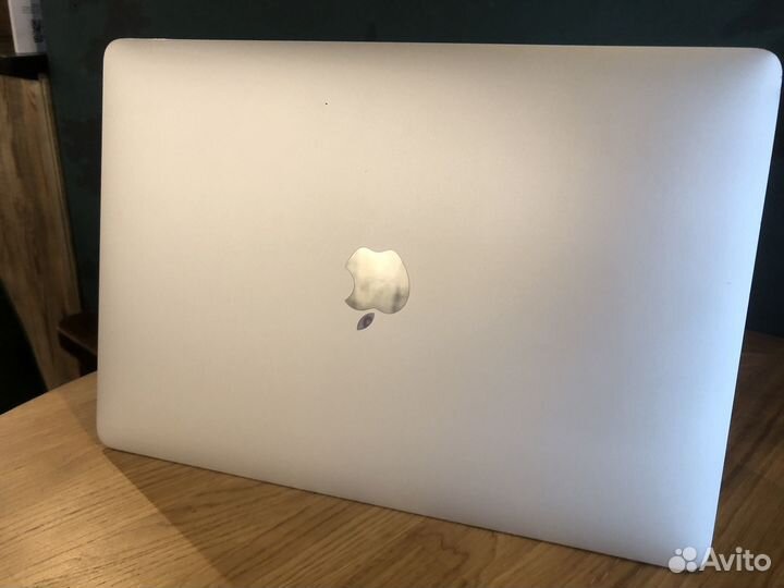 Apple MacBook Pro 13 2017 i5 8gb 128gb