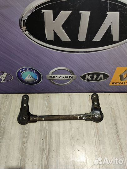 Поперечина Nissan qashqai J10