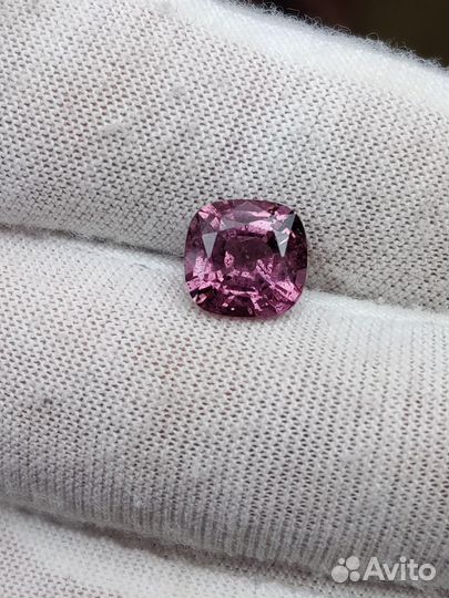 Шпинель 2.70 ct