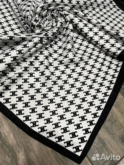 Шелковый платок Celine белый с черным монограм