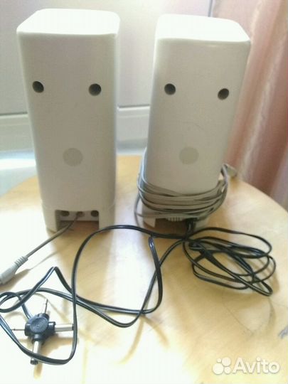 Колонки, провода