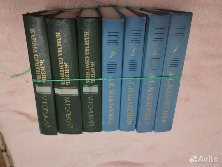 Продам книги