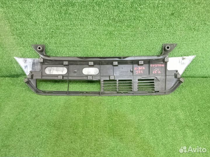 Решетка радиатора honda N-BOX JF1 2015 71121TY0N01