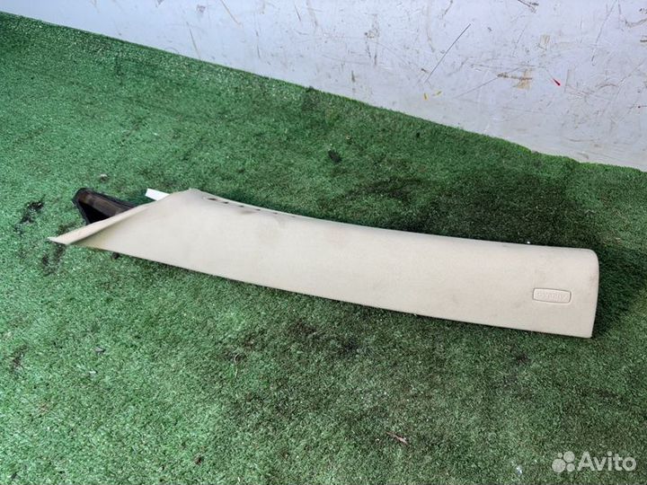 Накладка стойки лобового стекла левая Volkswagen