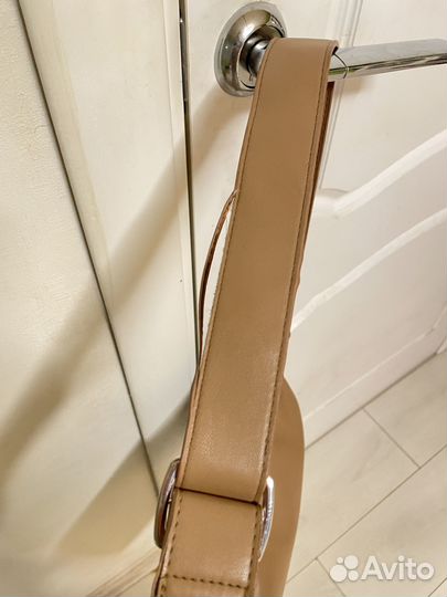 Сумка женская через плечо бежевая