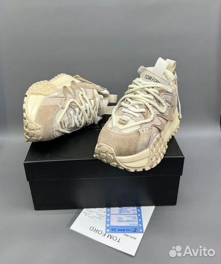 Кроссовки женские том ford