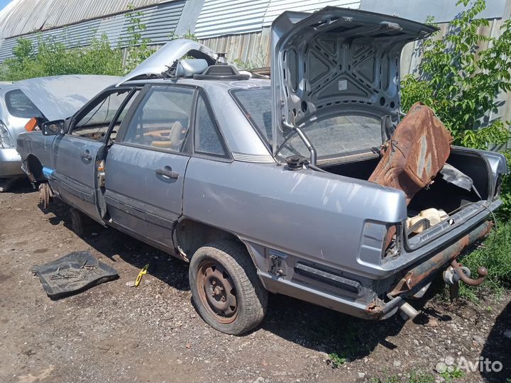 Двигатель 1.8 Audi 100 c3
