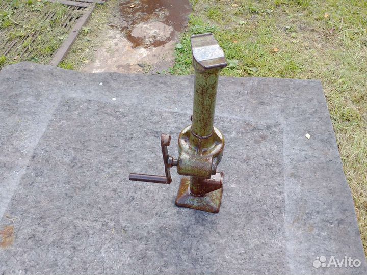 Домкрат реечный бу