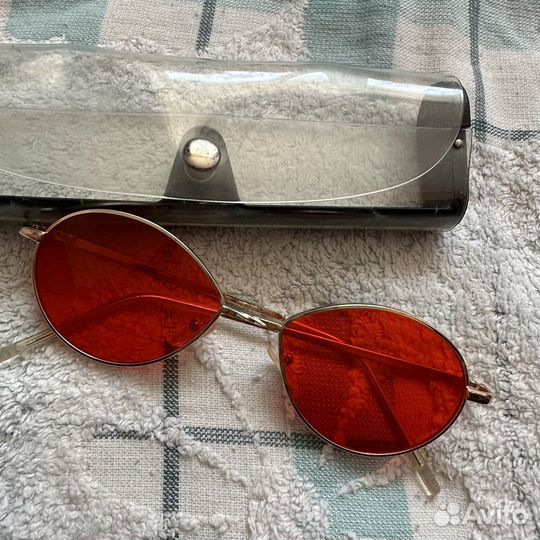 Солнцезащитные очки