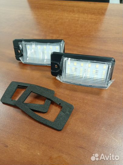 Светодиодная подсветка номера Nissan