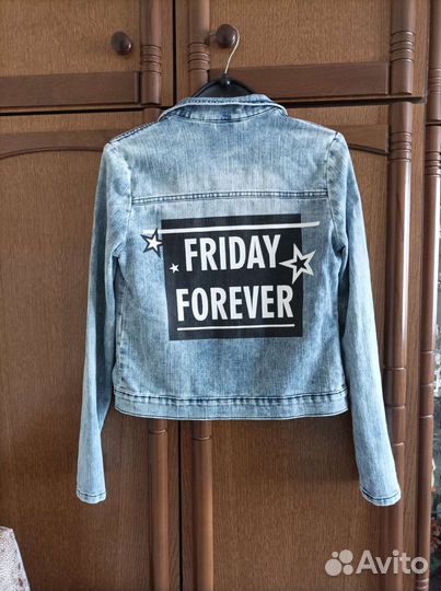 Джинсовая куртка для девочки