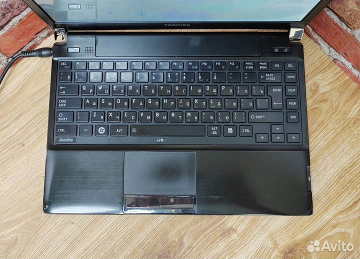 Проц i3 toshiba satellite Мини Ноутбук для учебы