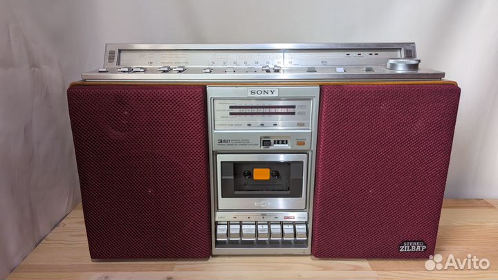 Магнитола Sony CFS-V980 (бумбокс 1978 года)