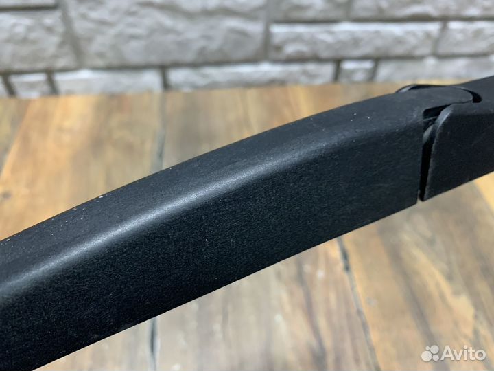 Mercedes Benz W166 GL Поводок стеклоочистителя