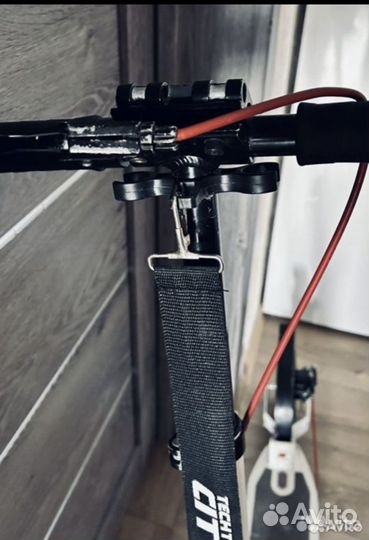 Самокат алюминевая рама.дисков тормоза