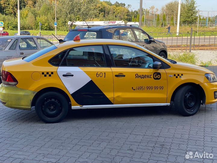 Volkswagen Polo 1.6 AT, 2018, 350 000 км