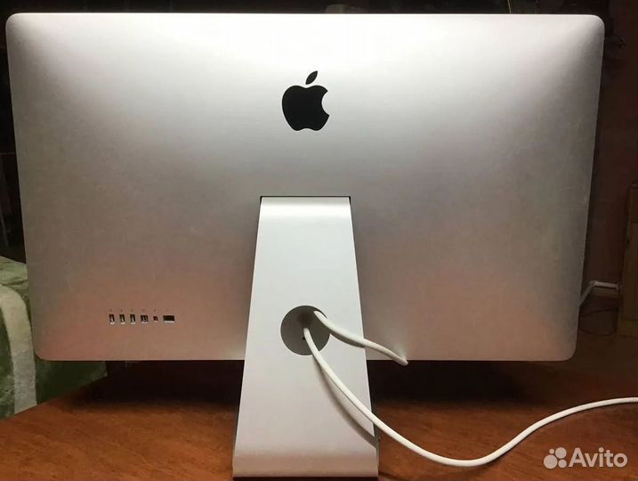 Apple Thunderbolt display 27