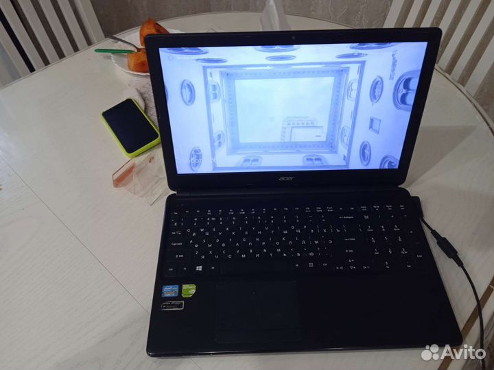 Зеркальный фотоаппарат nikon