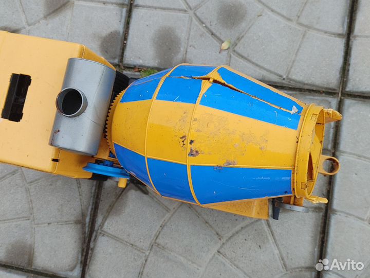 Машины игрушки bruder