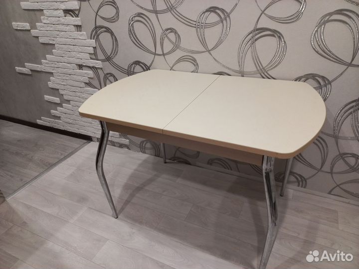 Кухонный/обеденный стол раскладной