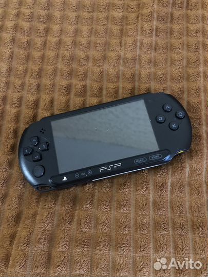 Sony psp e 1008