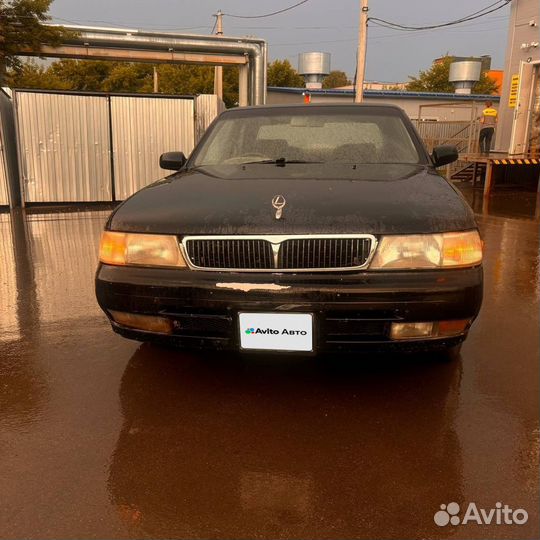 Nissan Laurel 2.5 AT, 1996, битый, 350 000 км