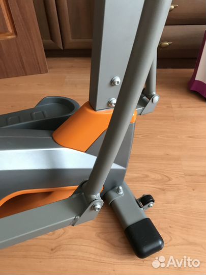 Эллиптический тренажёр Larsen