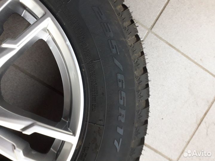 Lanvigator Ice-Spider 235/65 R17 106H