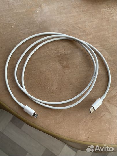 Кабель для iPhone