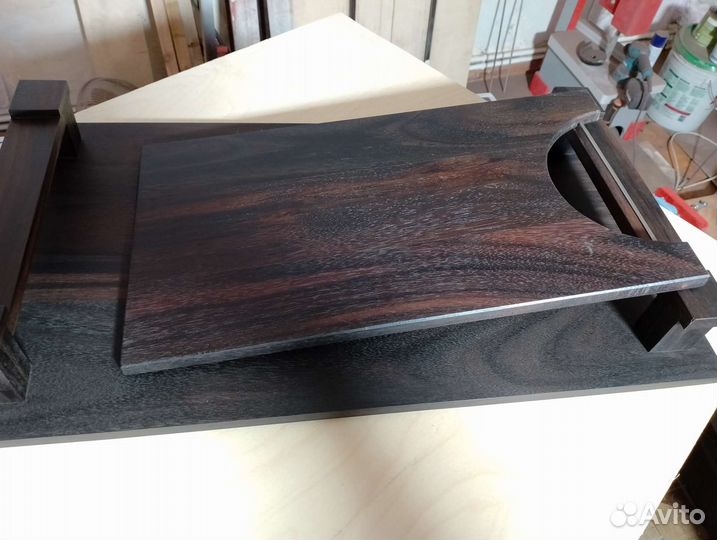 Поднос и разделочнач доска