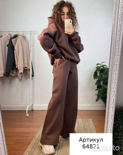 Костюм женский